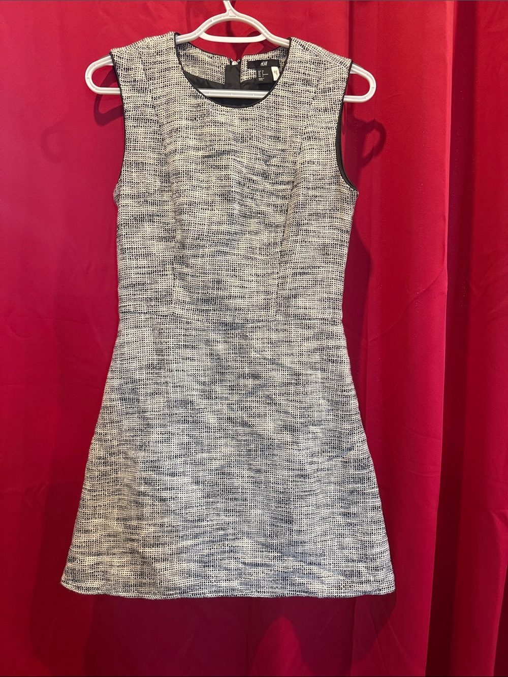 H&M Black & White Textured Sleeveless A-Line Dress